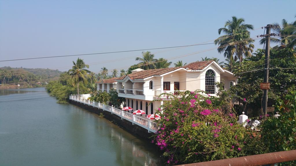 Hotel Riverside Baga Exteriér fotografie